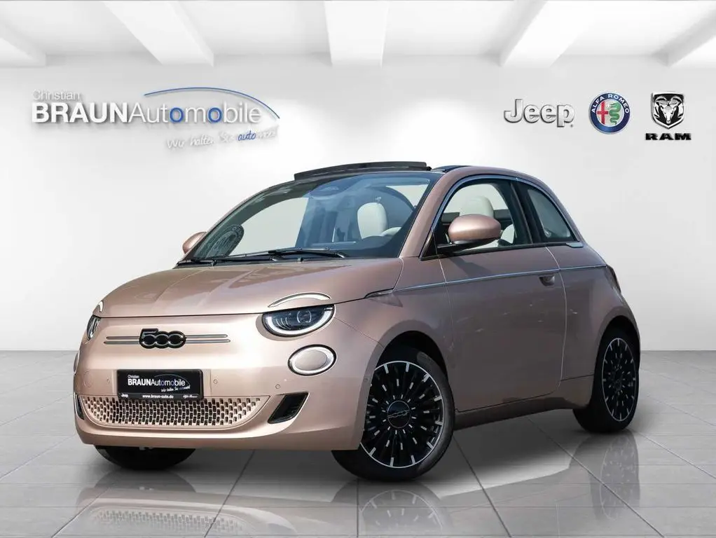 Photo 1 : Fiat 500 2023 Not specified