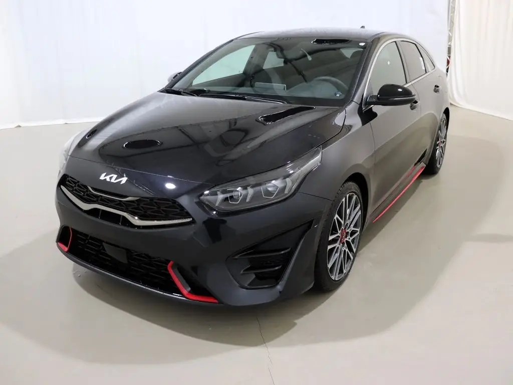 Photo 1 : Kia Proceed 2024 Essence