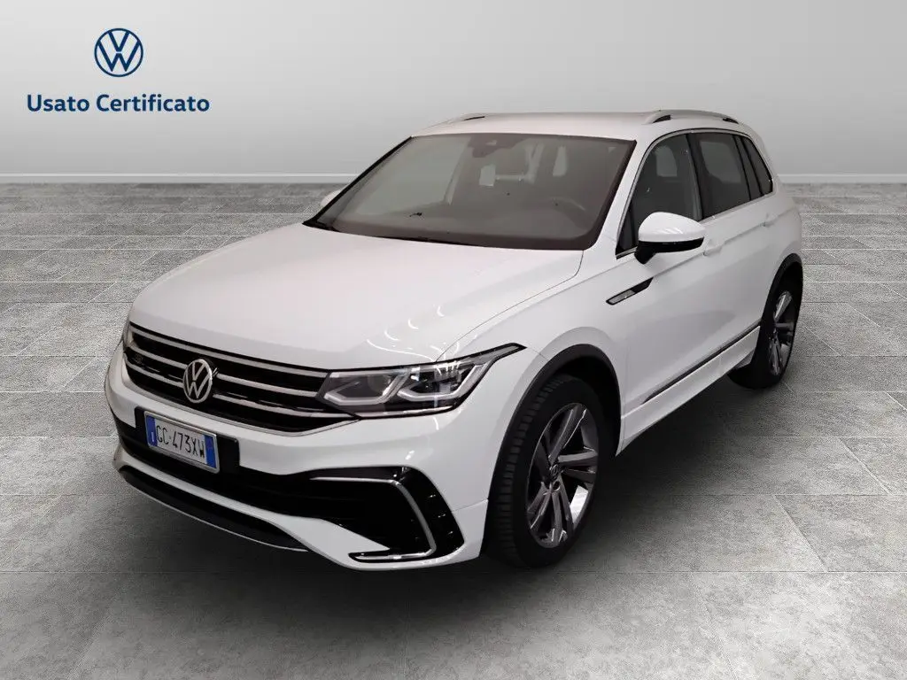 Photo 1 : Volkswagen Tiguan 2020 Essence