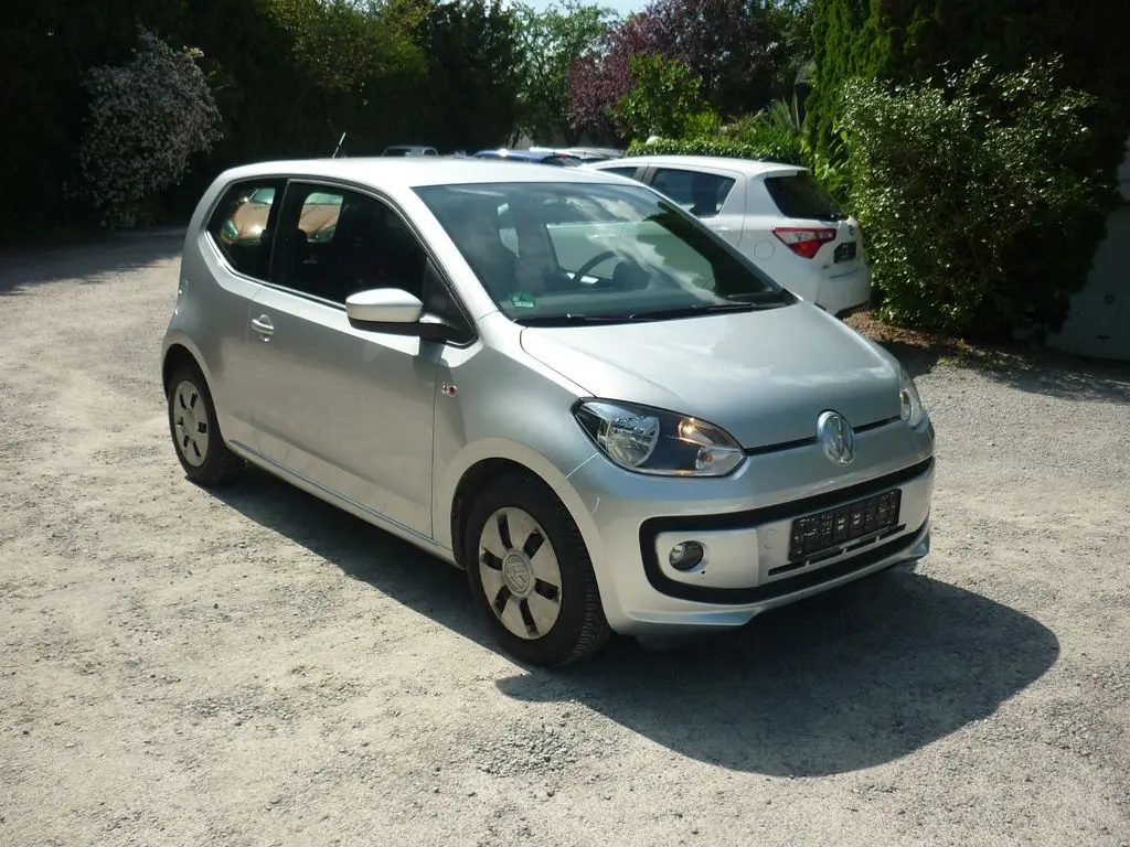 Photo 1 : Volkswagen Up! 2015 Petrol