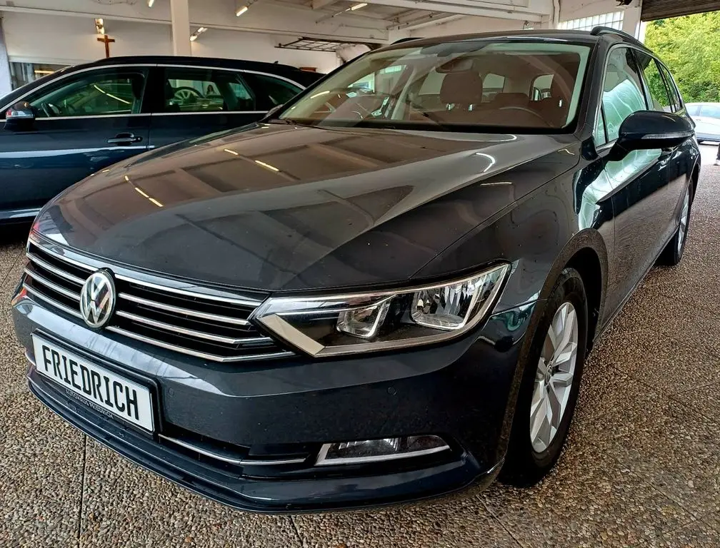 Photo 1 : Volkswagen Passat 2019 Diesel