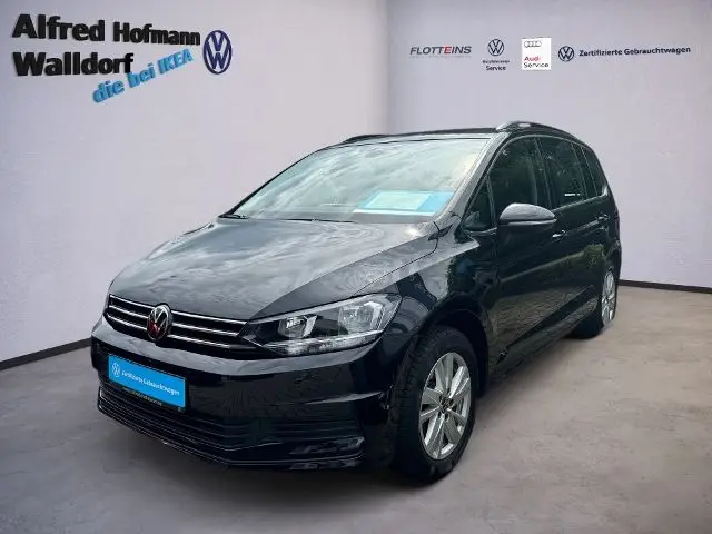 Photo 1 : Volkswagen Touran 2023 Petrol