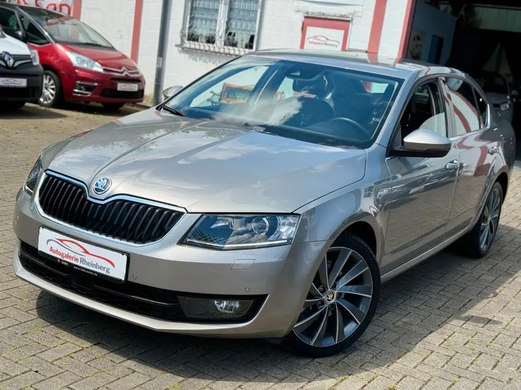 Photo 1 : Skoda Octavia 2014 Diesel