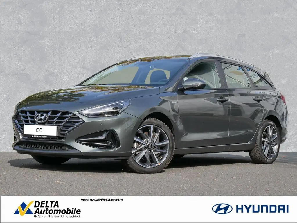 Photo 1 : Hyundai I30 2023 Petrol