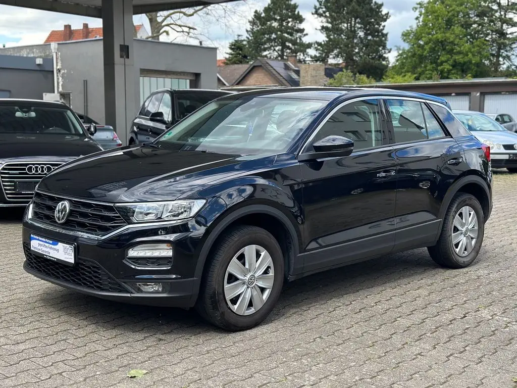 Photo 1 : Volkswagen T-roc 2018 Essence