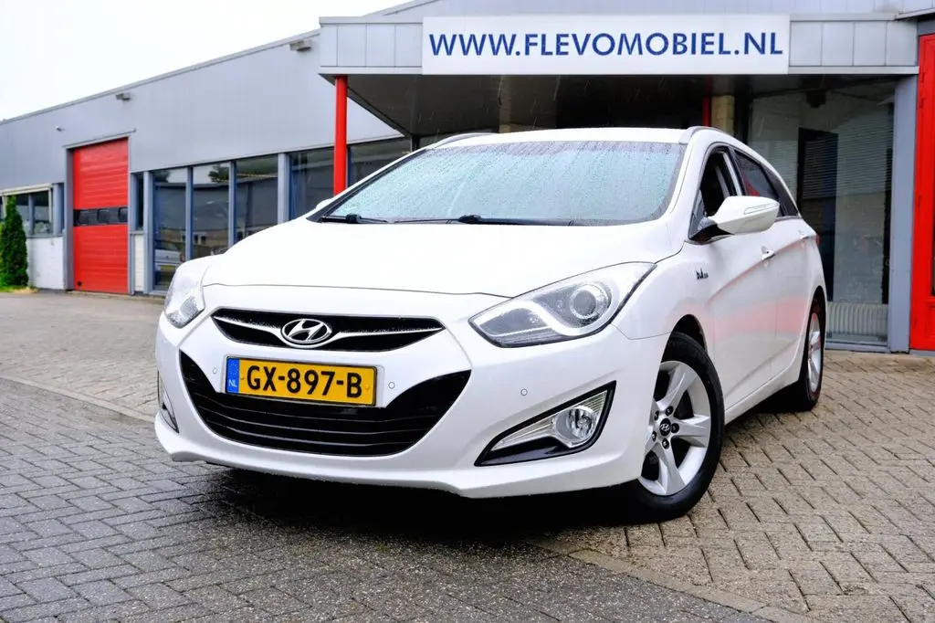 Photo 1 : Hyundai I40 2015 Petrol