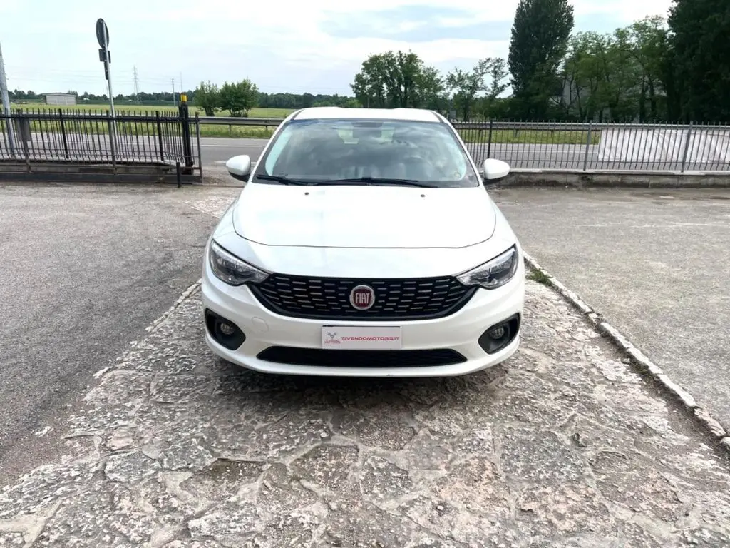 Photo 1 : Fiat Tipo 2017 Diesel