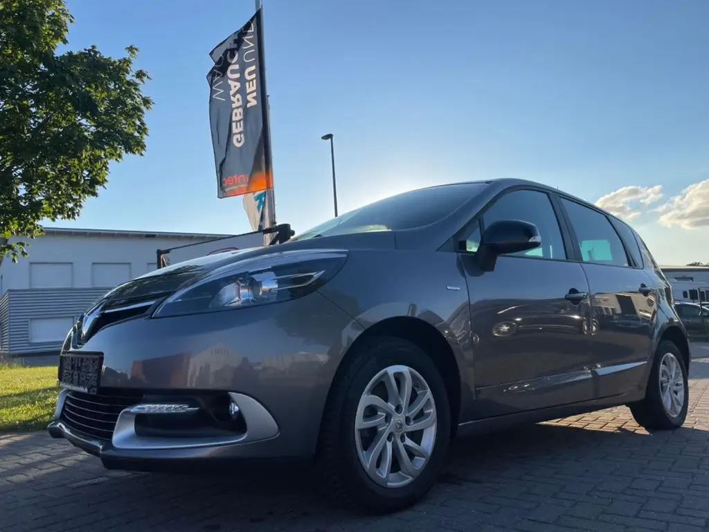 Photo 1 : Renault Scenic 2016 Petrol