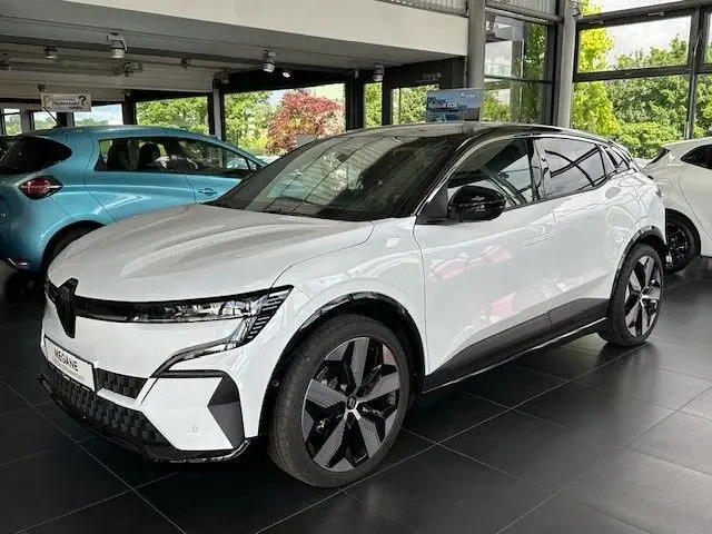 Photo 1 : Renault Megane 2023 Non renseigné