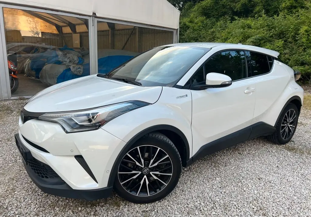 Photo 1 : Toyota C-hr 2019 Hybride