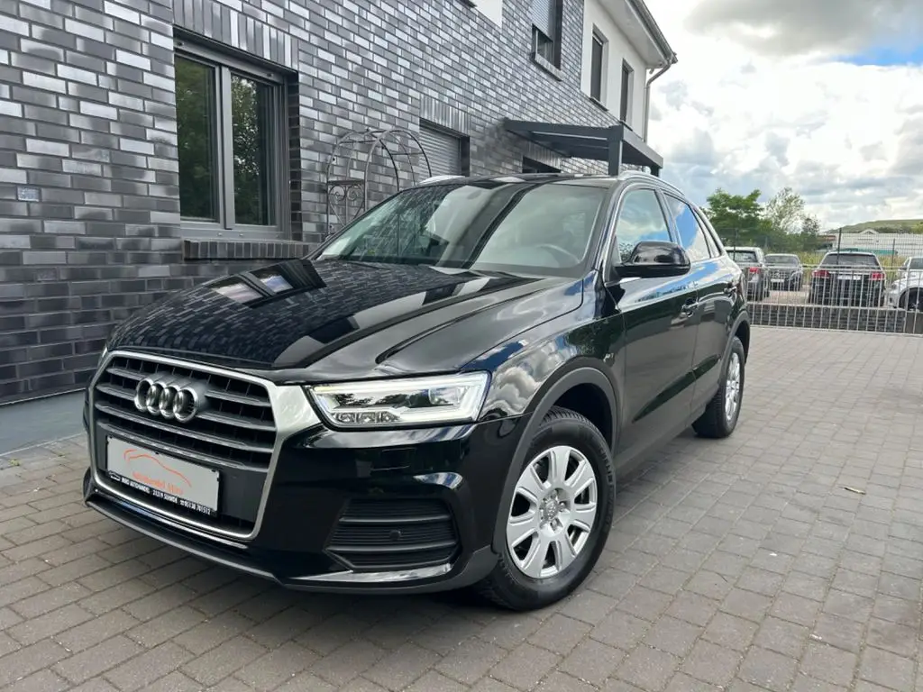 Photo 1 : Audi Q3 2017 Petrol