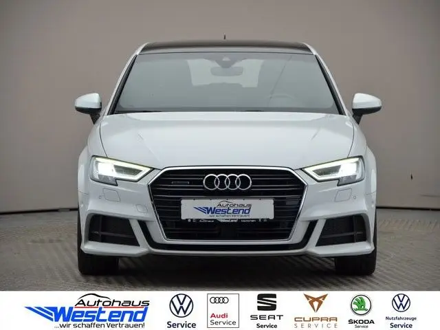 Photo 1 : Audi A3 2020 Petrol