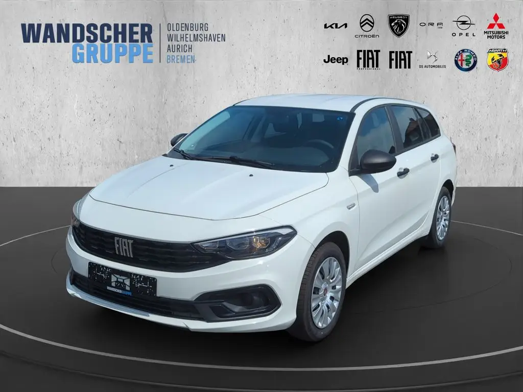 Photo 1 : Fiat Tipo 2024 Petrol