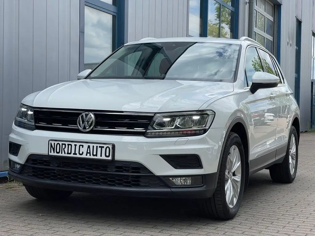 Photo 1 : Volkswagen Tiguan 2019 Petrol