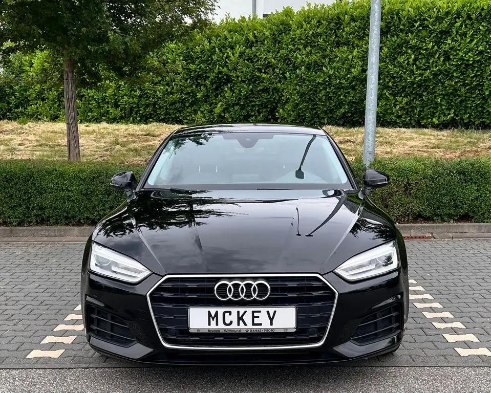 Photo 1 : Audi A5 2018 Autres