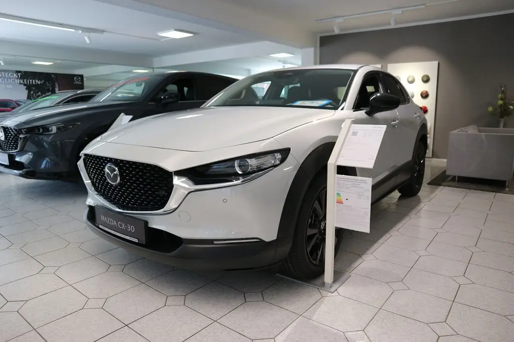 Photo 1 : Mazda Cx-30 2024 Essence