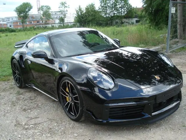 Photo 1 : Porsche 992 2024 Essence