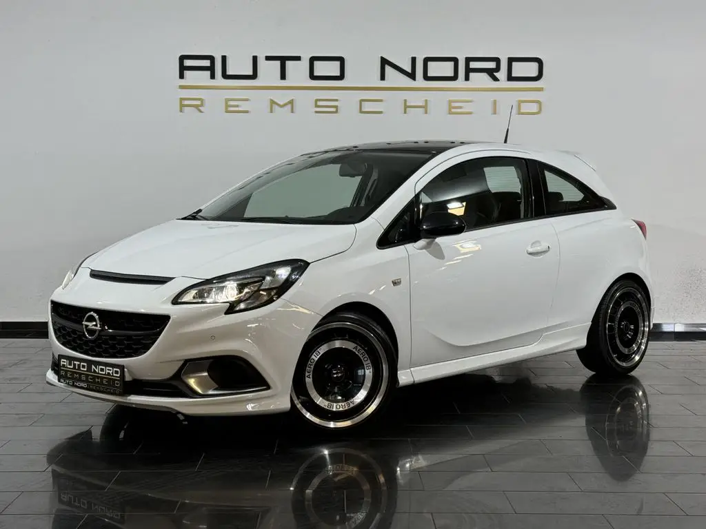 Photo 1 : Opel Corsa 2015 Petrol