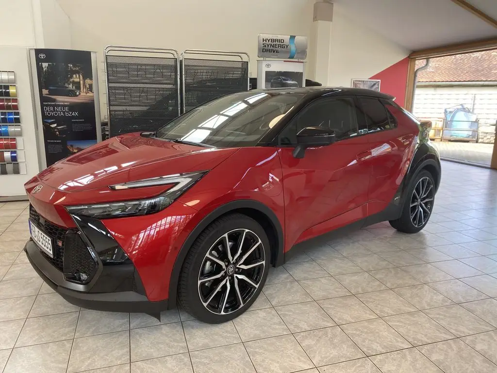 Photo 1 : Toyota C-hr 2024 Hybride