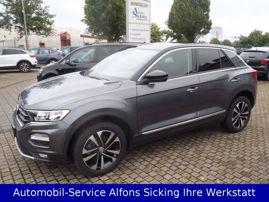 Photo 1 : Volkswagen T-roc 2020 Essence