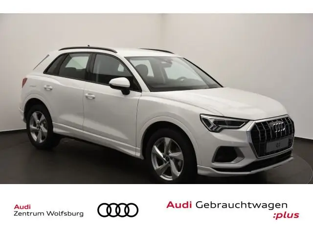 Photo 1 : Audi Q3 2023 Petrol