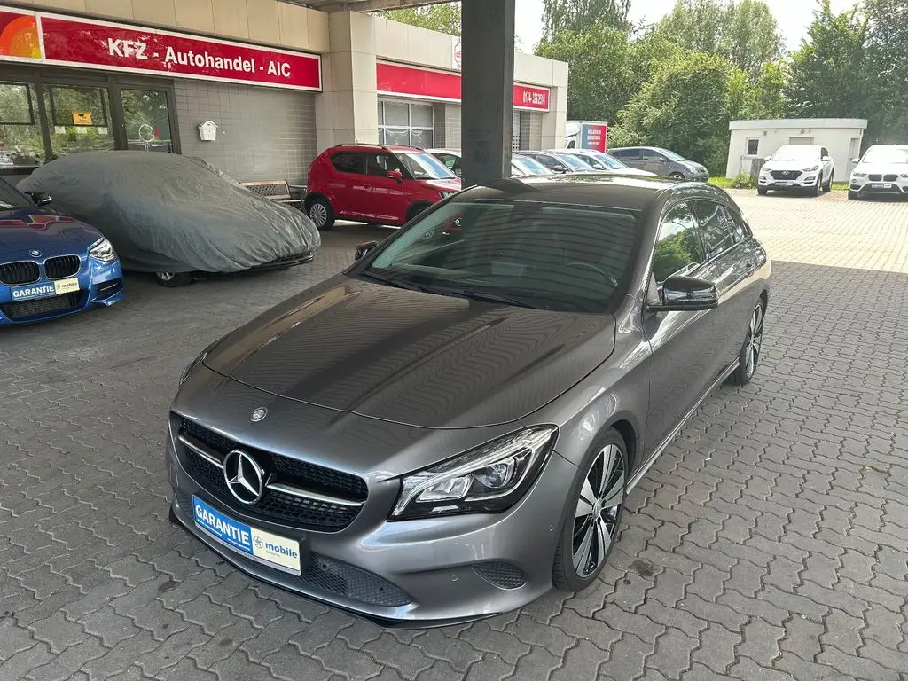 Photo 1 : Mercedes-benz Classe Cla 2016 Petrol