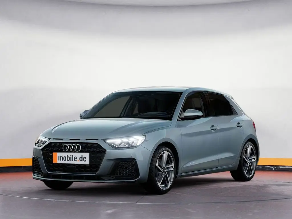 Photo 1 : Audi A1 2023 Essence