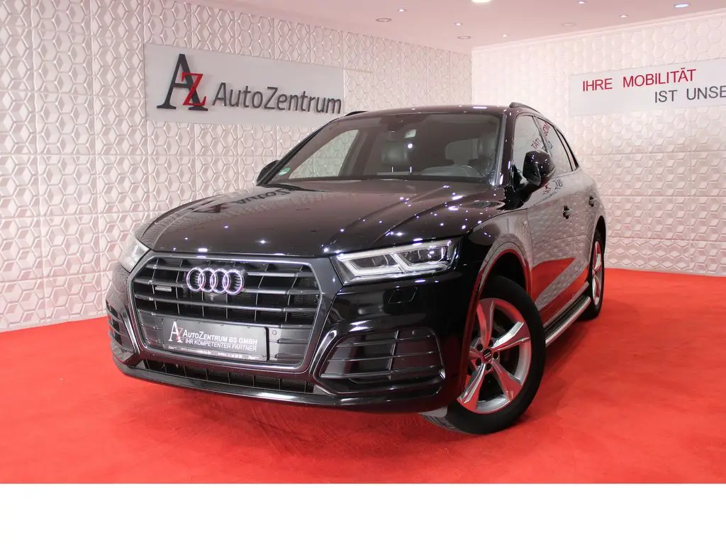 Photo 1 : Audi Q5 2018 Diesel