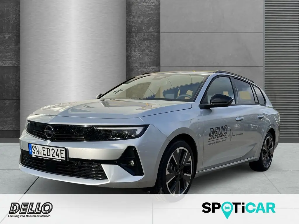 Photo 1 : Opel Astra 2024 Not specified