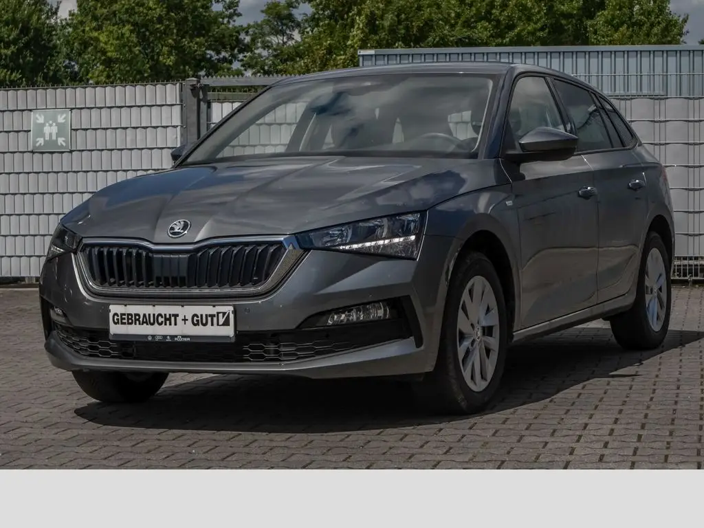 Photo 1 : Skoda Scala 2023 Petrol