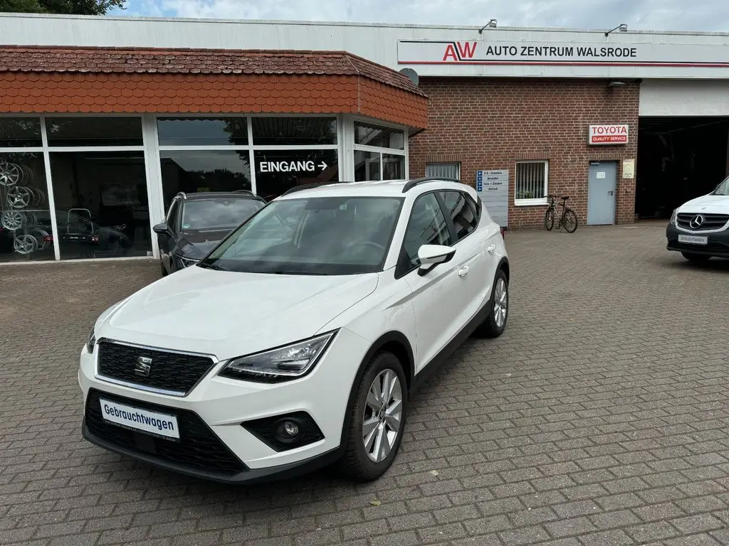 Photo 1 : Seat Arona 2020 Essence