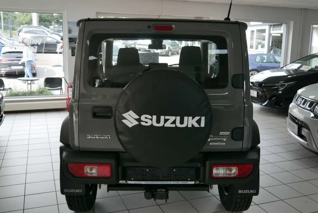 Photo 1 : Suzuki Jimny 2024 Petrol