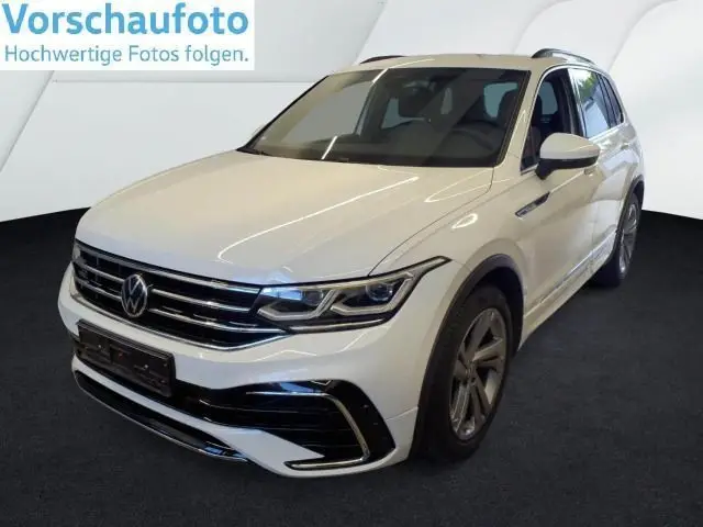 Photo 1 : Volkswagen Tiguan 2021 Essence