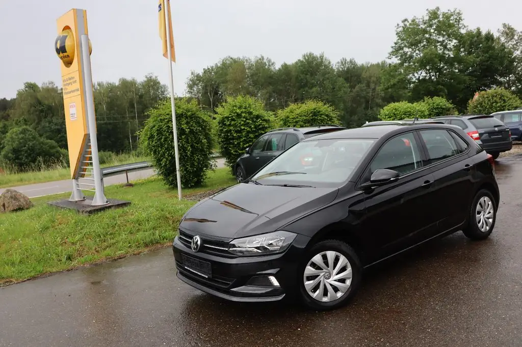 Photo 1 : Volkswagen Polo 2019 Petrol