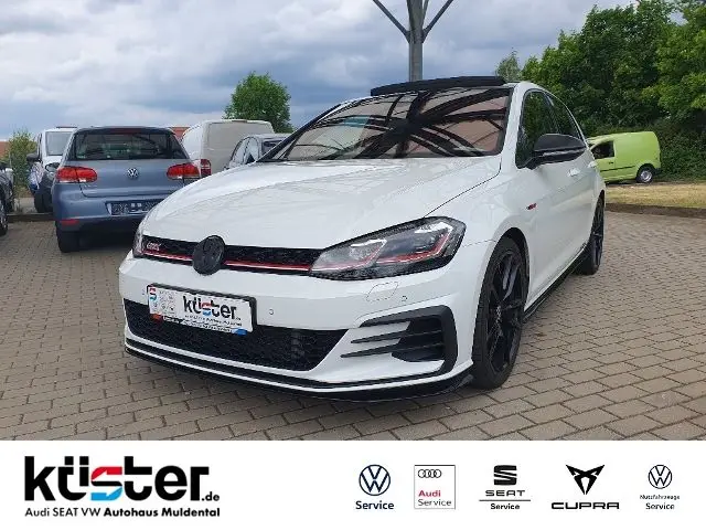 Photo 1 : Volkswagen Golf 2019 Essence