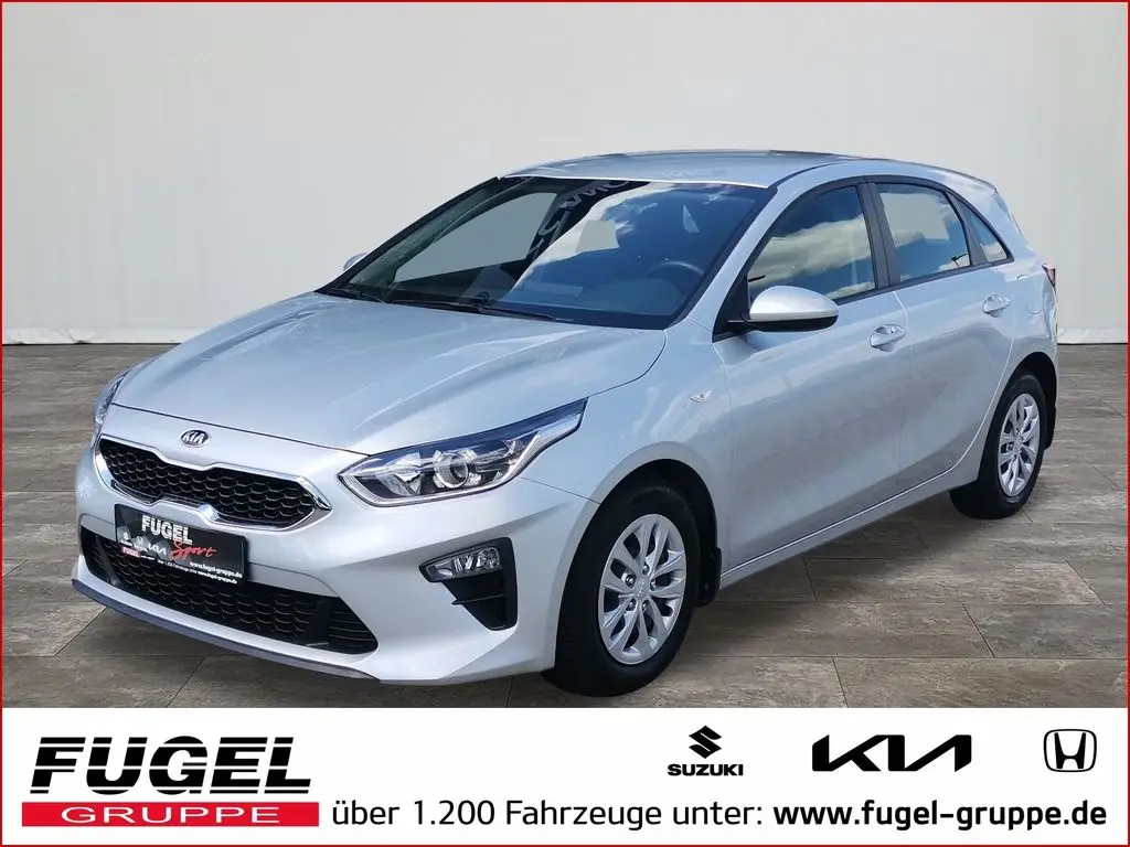 Photo 1 : Kia Ceed 2021 Petrol