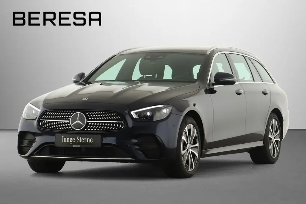 Photo 1 : Mercedes-benz Classe E 2023 Hybride