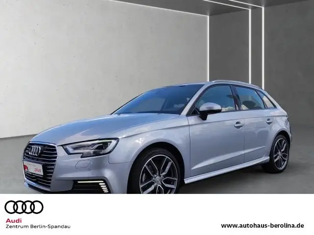 Photo 1 : Audi A3 2020 Hybride