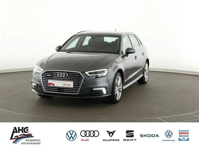 Photo 1 : Audi A3 2020 Hybride