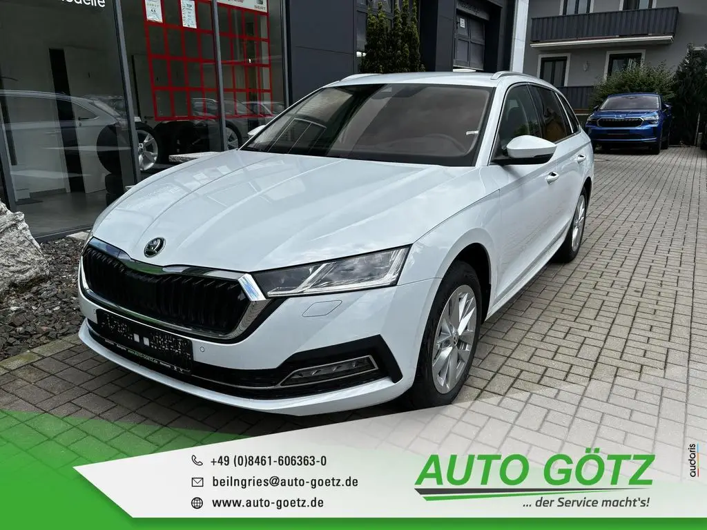 Photo 1 : Skoda Octavia 2024 Petrol