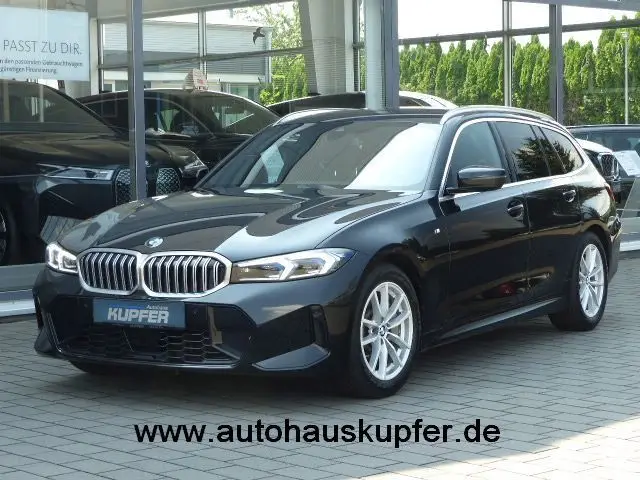 Photo 1 : Bmw Serie 3 2023 Petrol