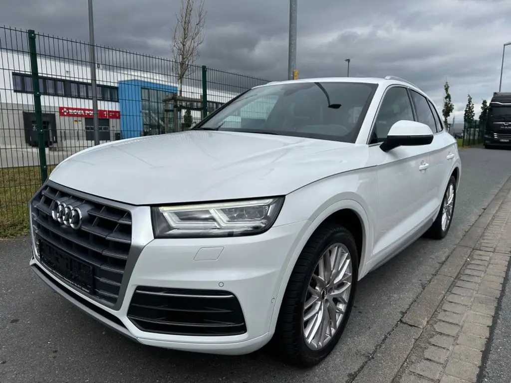 Photo 1 : Audi Q5 2017 Diesel