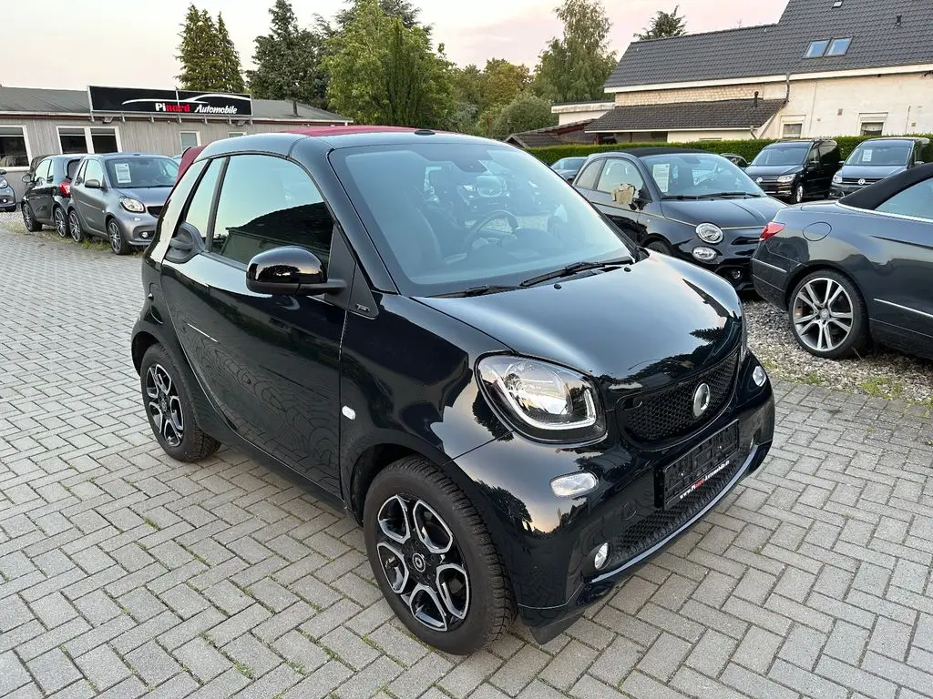 Photo 1 : Smart Fortwo 2019 Petrol