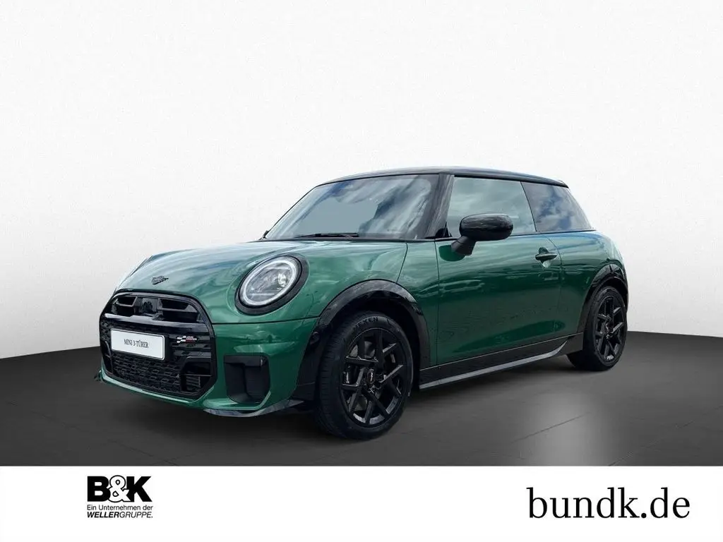 Photo 1 : Mini Cooper 2024 Petrol