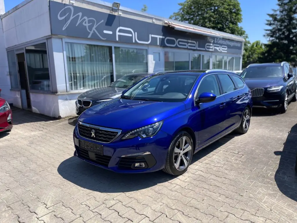 Photo 1 : Peugeot 308 2019 Essence