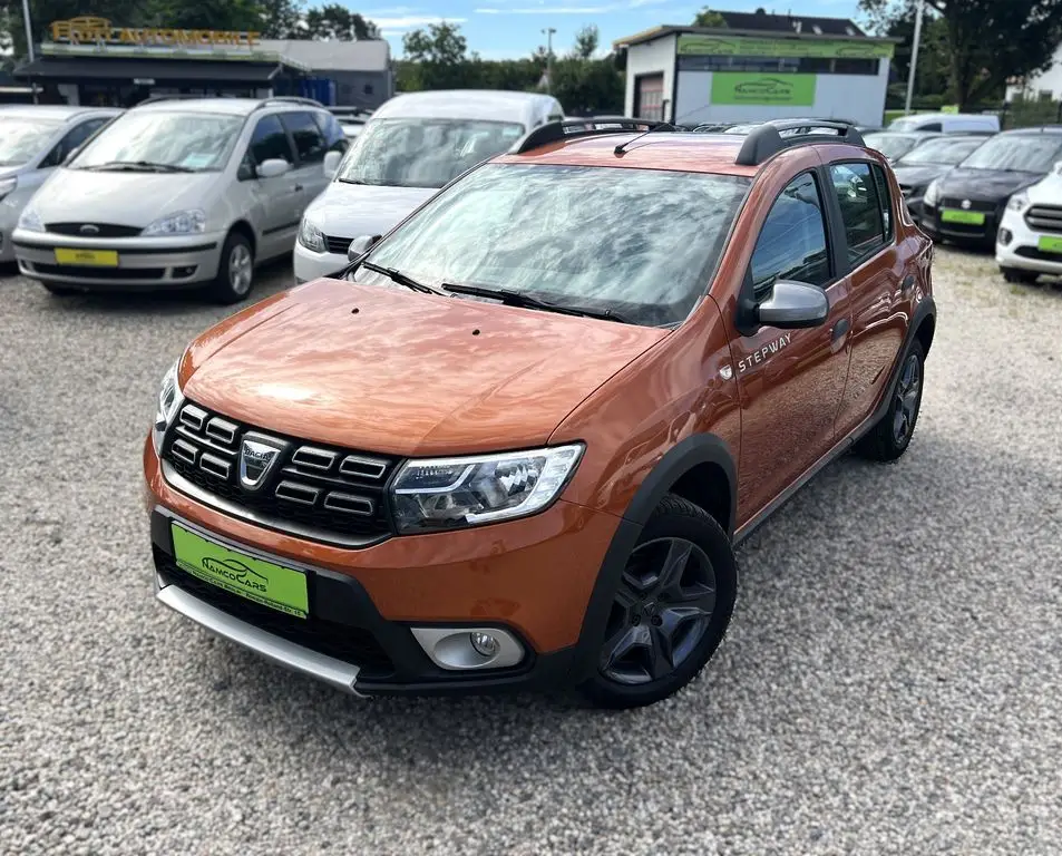 Photo 1 : Dacia Sandero 2018 Petrol