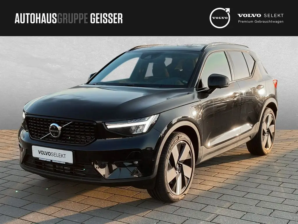 Photo 1 : Volvo Xc40 2023 Hybride