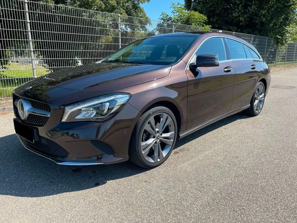 Photo 1 : Mercedes-benz Classe Cla 2018 Petrol