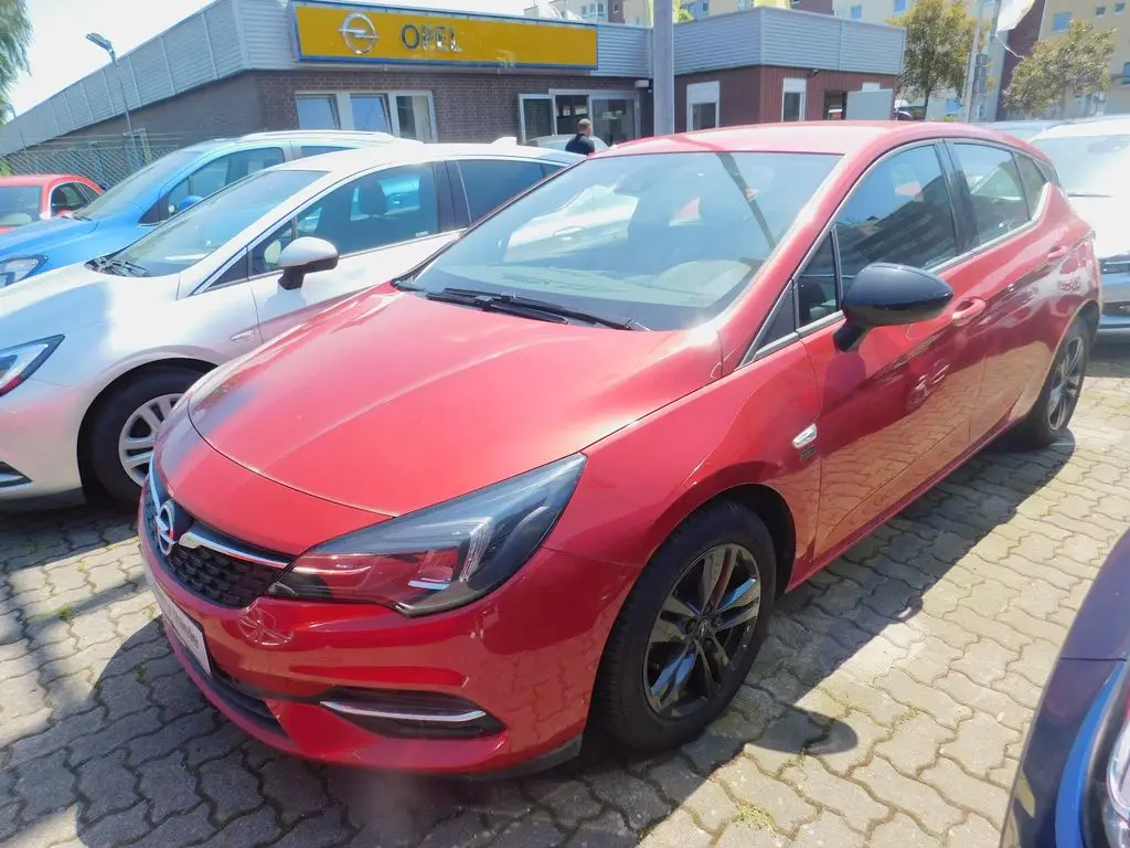 Photo 1 : Opel Astra 2020 Essence