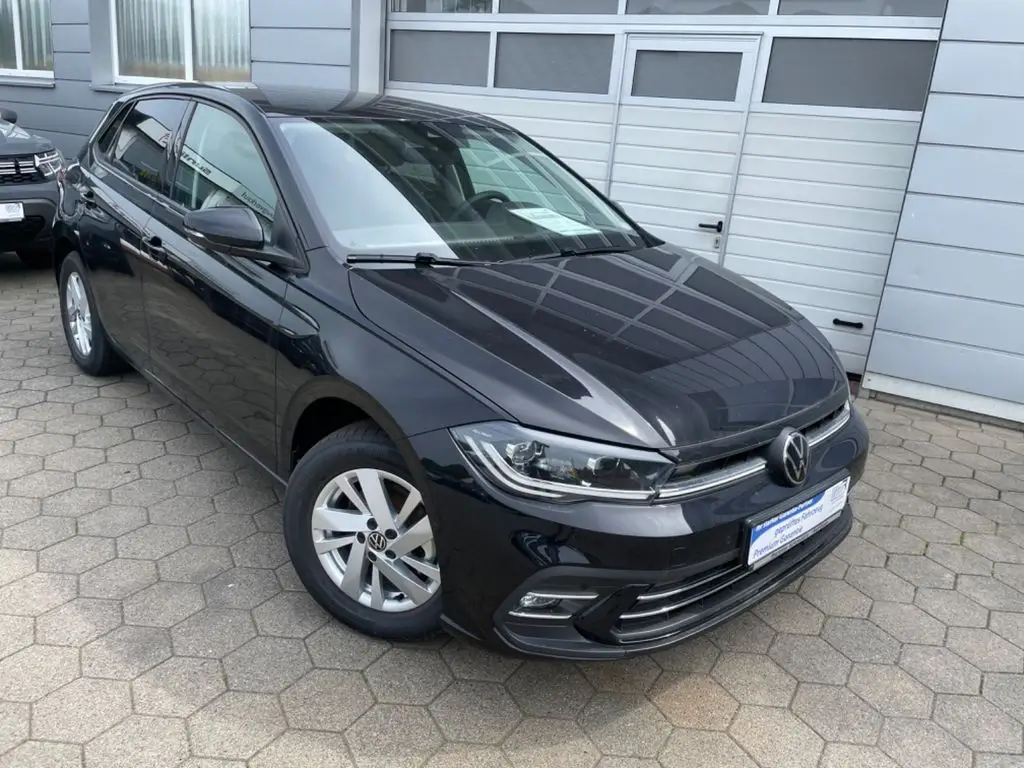 Photo 1 : Volkswagen Polo 2023 Essence